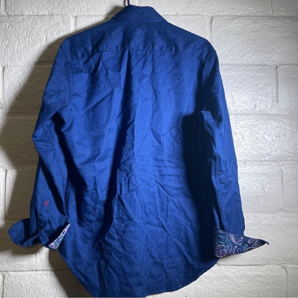 Robert Graham Men’s Classic Fit - Picture 9 of 9